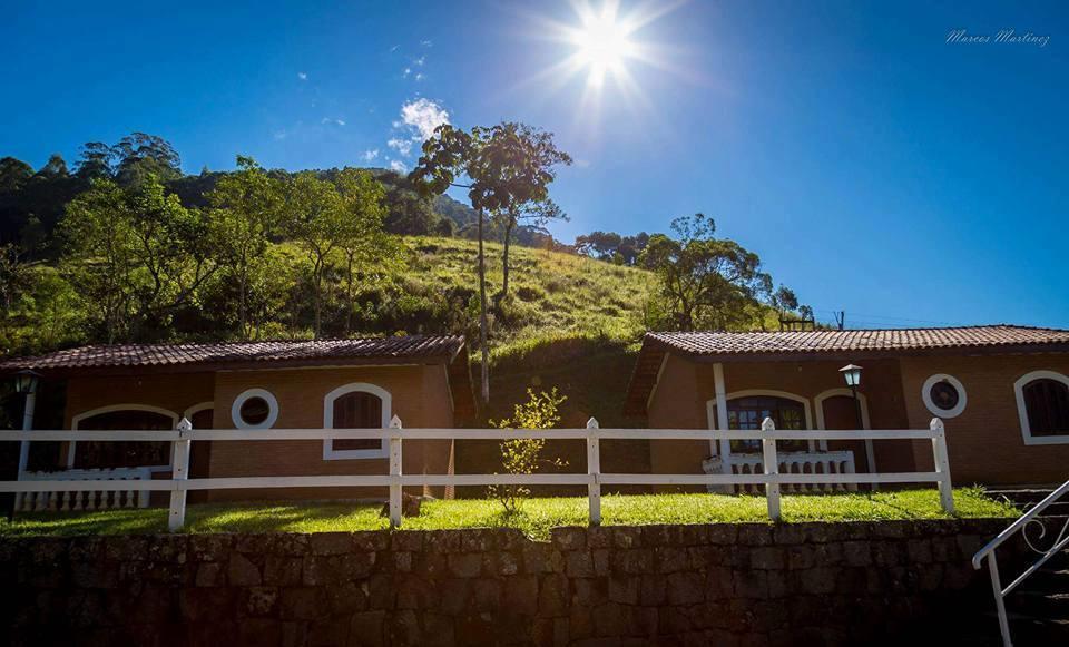 Pousada Aldeias Do Paraiso Монтейру-Лобату Экстерьер фото